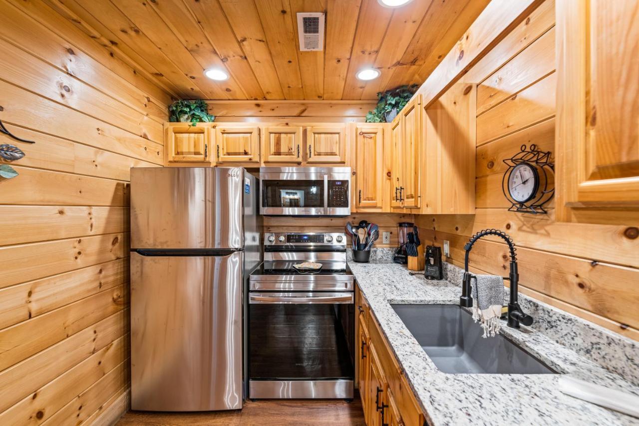 The Sly Fox - Recently Updated/ Ideal Pf Location Pigeon Forge Exteriör bild
