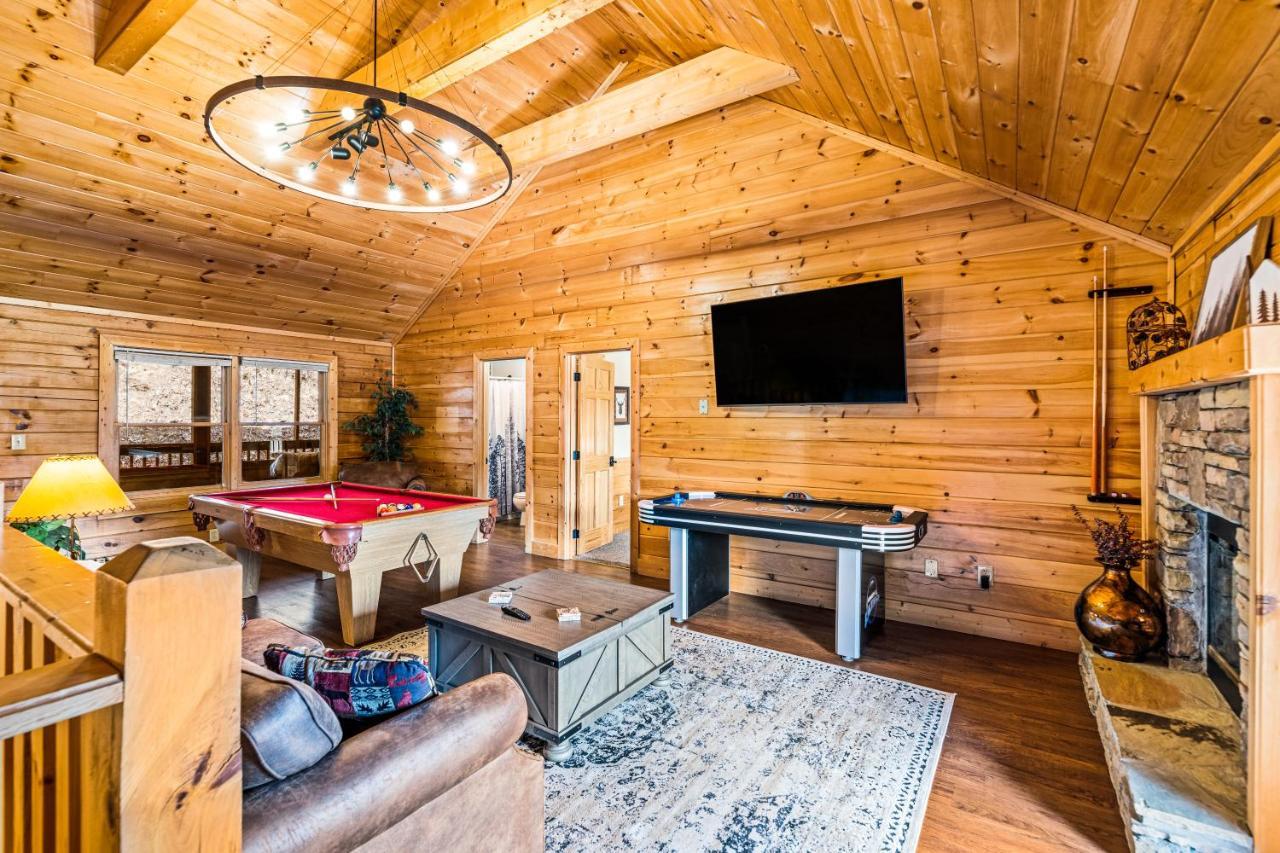 The Sly Fox - Recently Updated/ Ideal Pf Location Pigeon Forge Exteriör bild