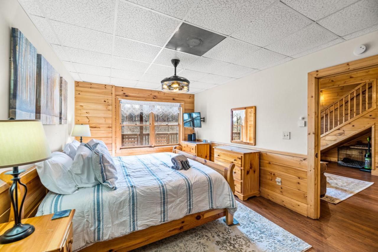 The Sly Fox - Recently Updated/ Ideal Pf Location Pigeon Forge Exteriör bild